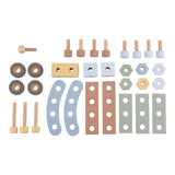 Banco da lavoro con attrezzi