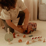 Camion dei pompieri grande con personaggi