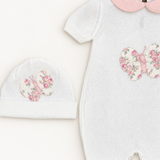 Coordinato Baby Lord su sfondo bianco caldo naturale
