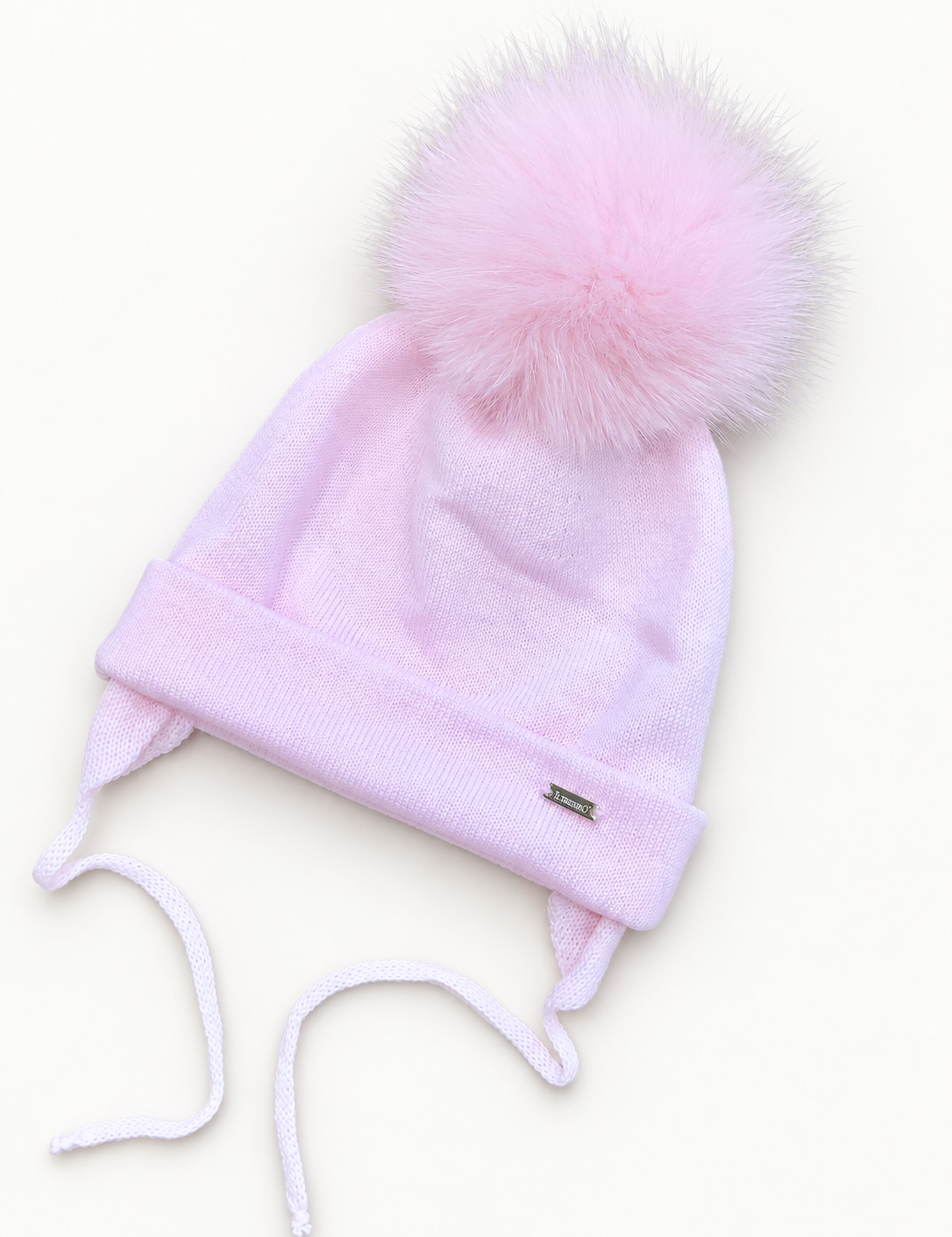 Cappello IL TRENINO - dettaglio 1 su sfondo bianco caldo