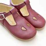 Scarpe Panyno su sfondo bianco caldo